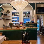 Antique Am Bahndamm Hotel *