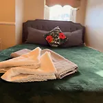 Antique Am Bahndamm *