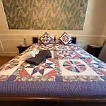 Antique Am Bahndamm Schmiedefeld am Rennsteig