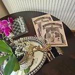 Antique Am Bahndamm *