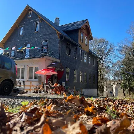 Antique Am Bahndamm Hotel *