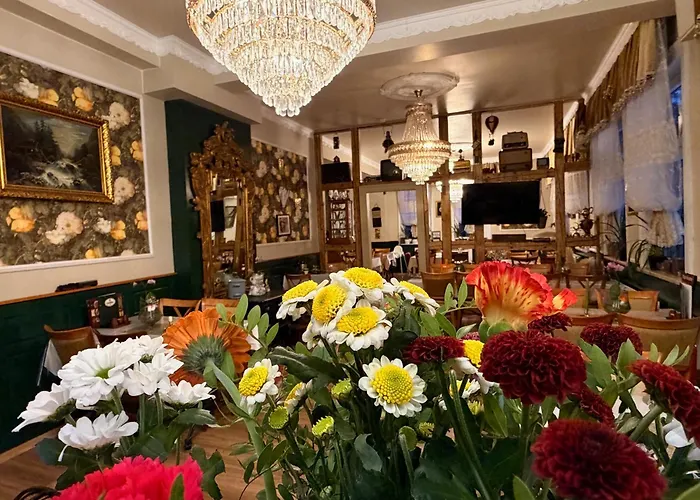 Hotel Antique Am Bahndamm