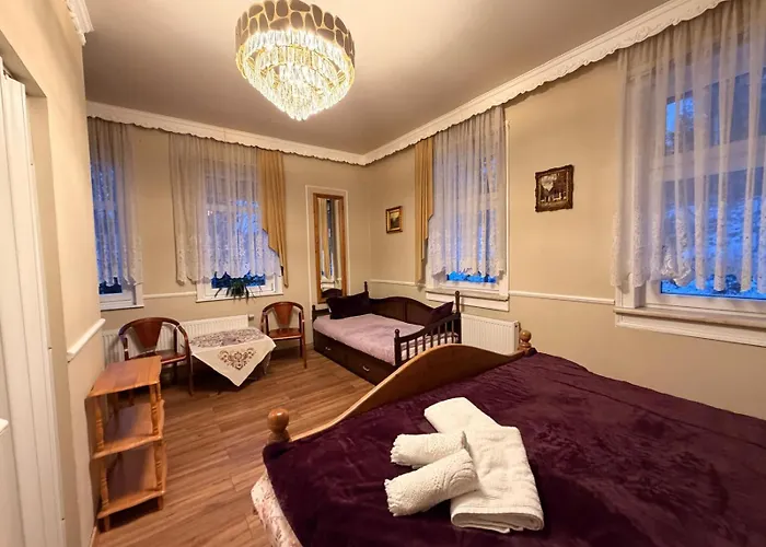 Antique Am Bahndamm Hotel