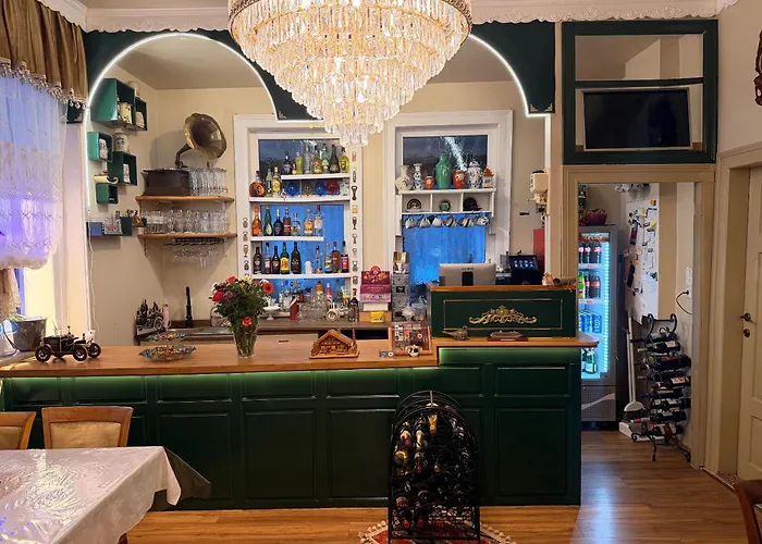 Antique Am Bahndamm Hotel *