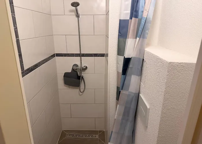 Hotel Antique Am Bahndamm *