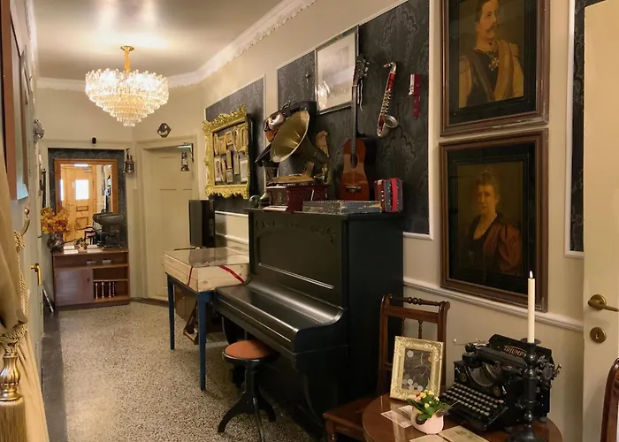 Hotel Antique Am Bahndamm *