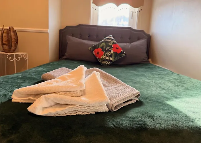 Antique Am Bahndamm *