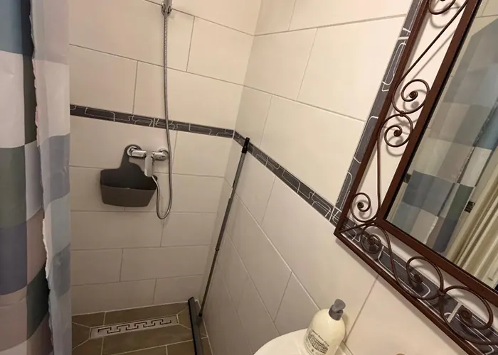 Antique Am Bahndamm *