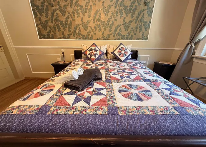 Antique Am Bahndamm Schmiedefeld am Rennsteig